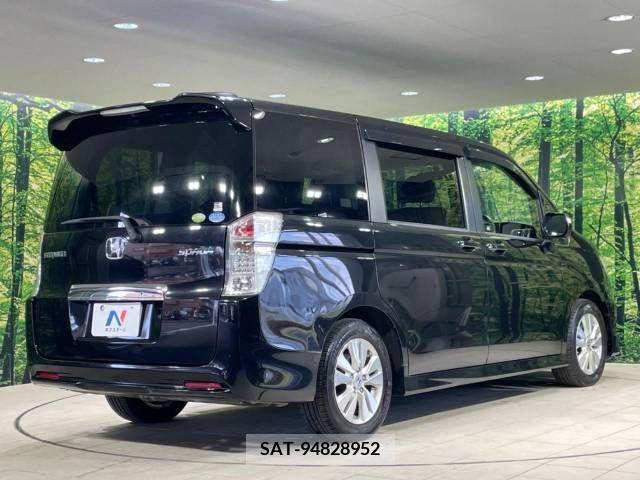 Honda STEP WGN 2010-06 324611-17