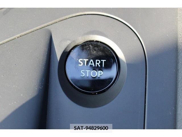 Nissan NOTE 2022-10 352108-4
