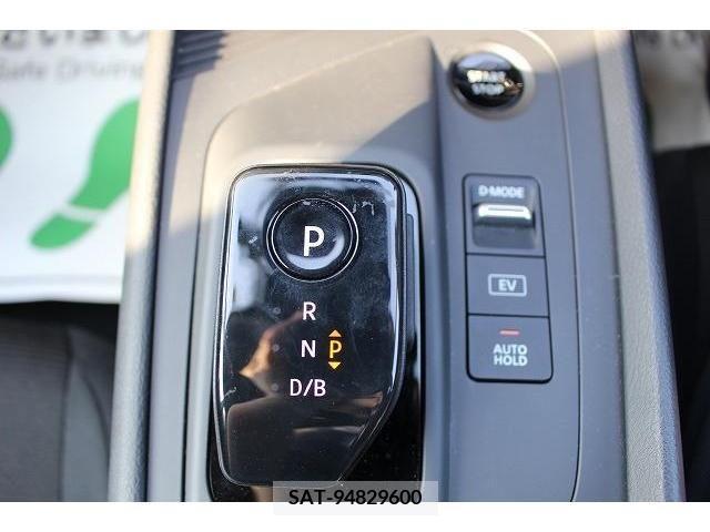 Nissan NOTE 2022-10 352108-3