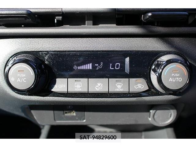 Nissan NOTE 2022-10 352108-5