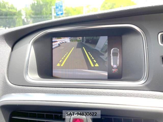 Volvo V40 2019-02 288638-5