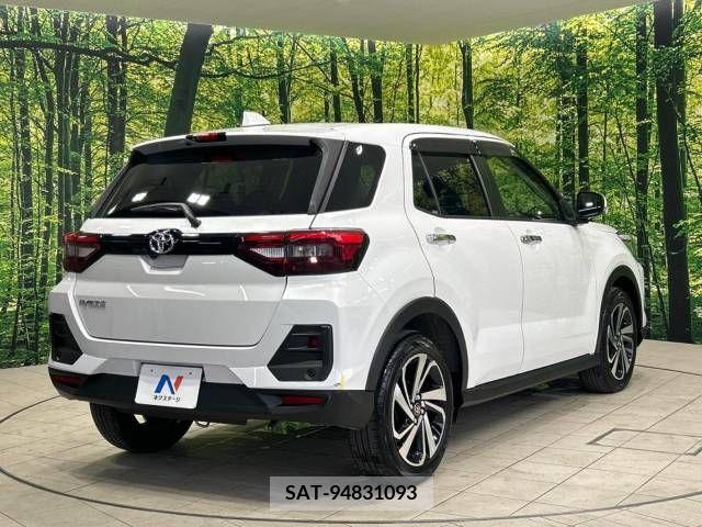 Toyota RAIZE 2023-04 354418-17