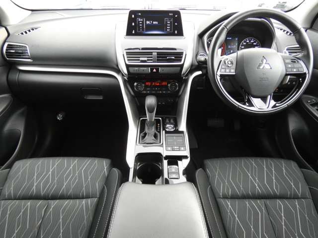 Mitsubishi ECLIPSE CROSS 2019-06 18743-3