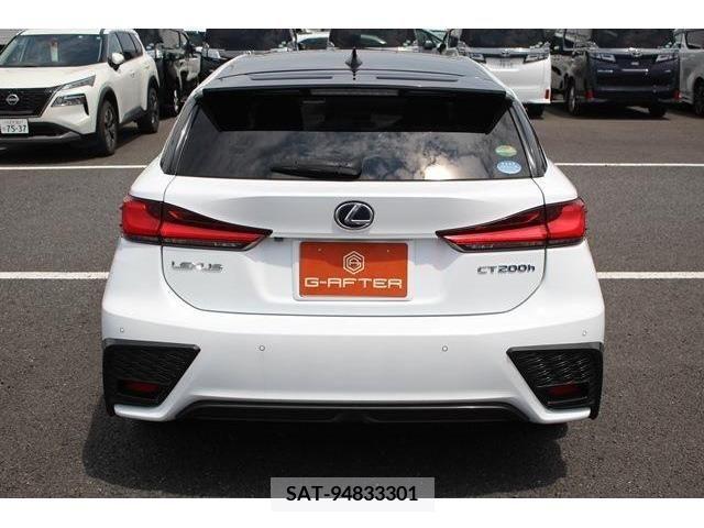 Lexus CT 2017-09 353924-3