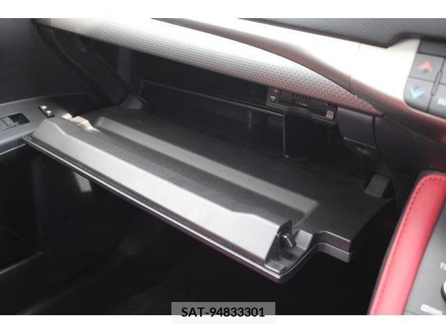 Lexus CT 2017-09 353924-20