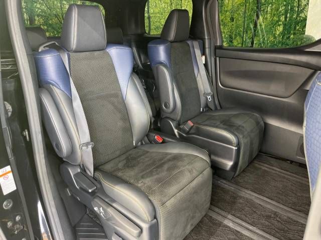 Toyota VELLFIRE 2017-01 180973-8