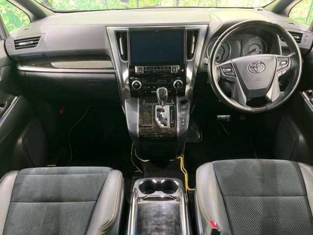 Toyota VELLFIRE 2017-01 180973-1