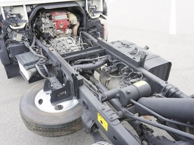 Hino DUTRO 2012-03 195891-18