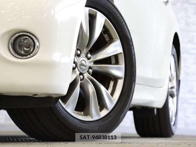 Nissan FUGA 2013-08 270702-14