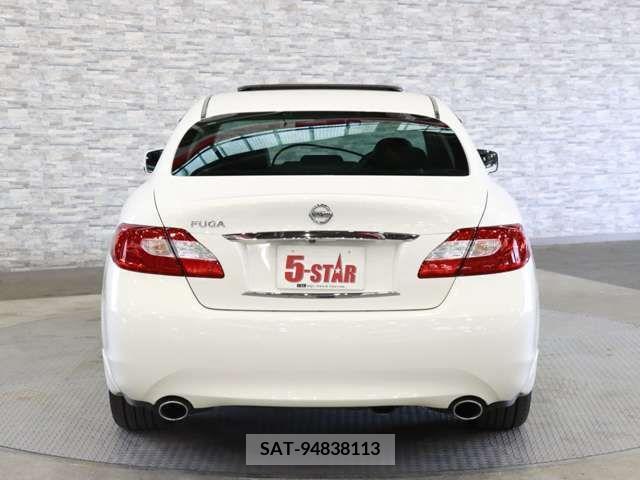 Nissan FUGA 2013-08 270702-12