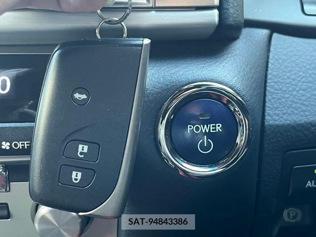 Lexus LS 2015-06 210775-14