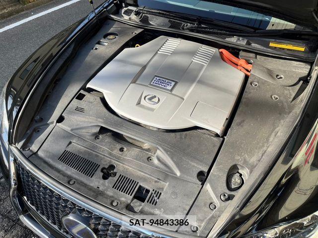 Lexus LS 2015-06 210775-16