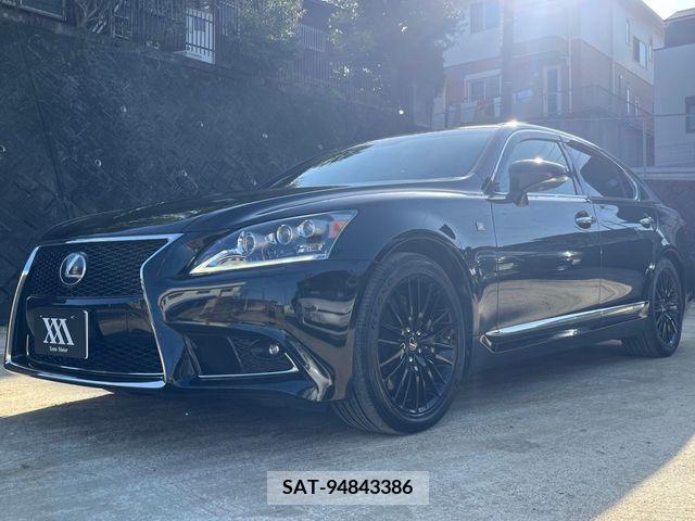Lexus LS 2015-06 210775-1