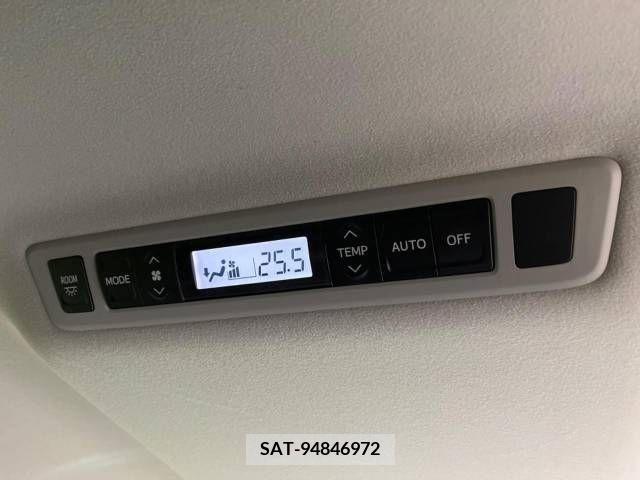 Toyota VELLFIRE 2009-11 288072-8