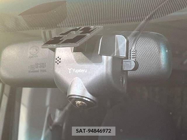 Toyota VELLFIRE 2009-11 288072-6