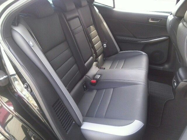 Lexus IS 2020-05 4412-11