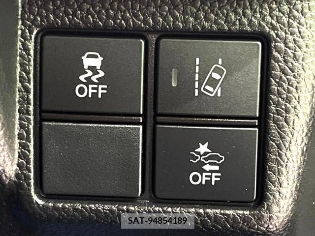 Honda N BOX CUSTOM 2019-06 279284-5