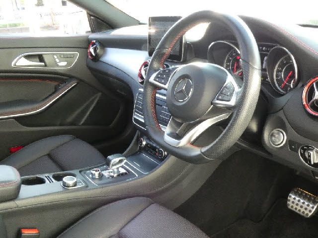 Amg CLA-CLASS 2018-08 4457-11