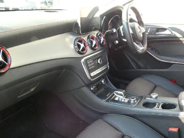 Amg CLA-CLASS 2018-08 4457-1