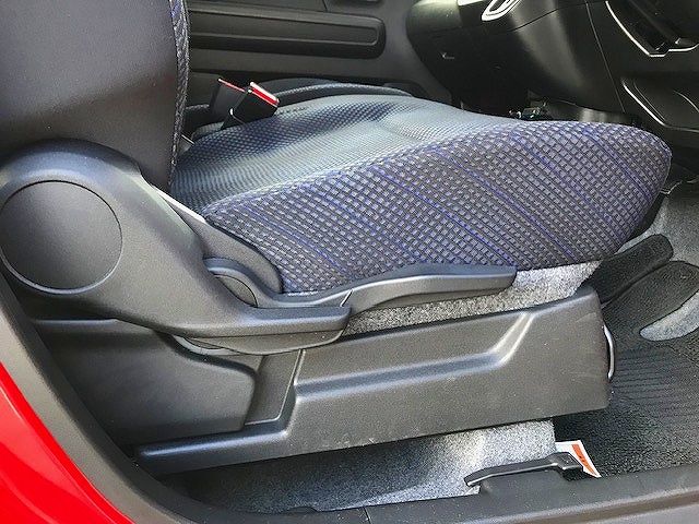 Suzuki WAGON R 2018-07 12556-24
