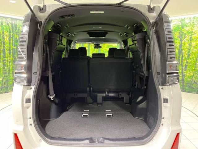 Toyota VOXY 2020-09 18599-11