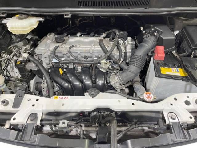 Toyota VOXY 2020-09 18599-19