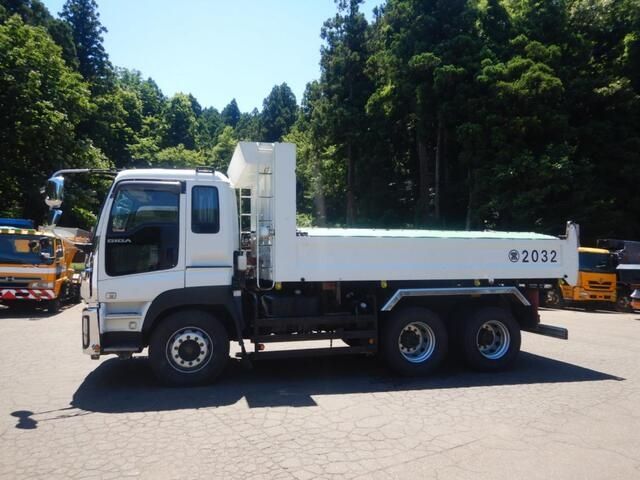 Isuzu GIGA 2014-10 660-3