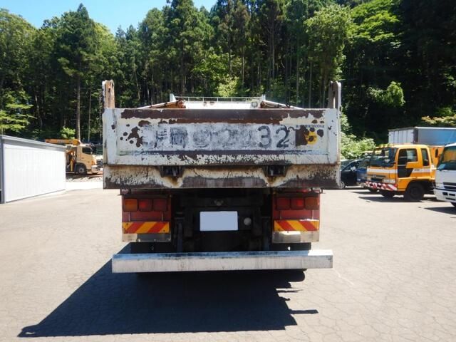 Isuzu GIGA 2014-10 660-5