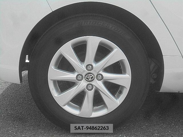 Toyota AQUA 2021-11 331281-8