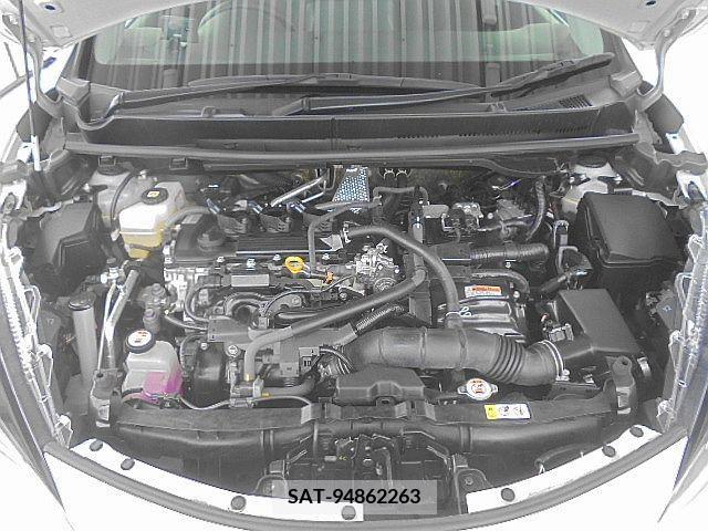 Toyota AQUA 2021-11 331281-7
