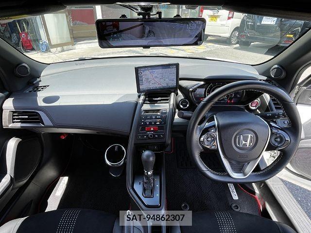 Honda S660 2018-08 283927-1