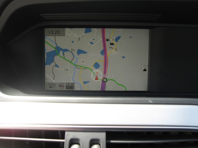 Mercedes Benz C-CLASS 2013-04 23332-23
