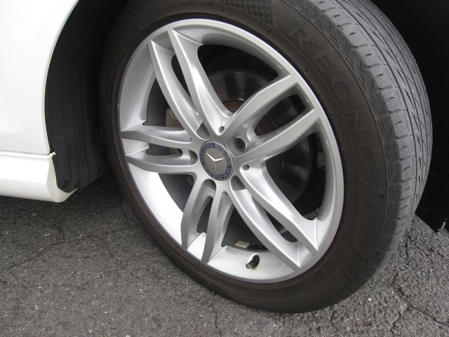 Mercedes Benz C-CLASS 2013-04 23332-7