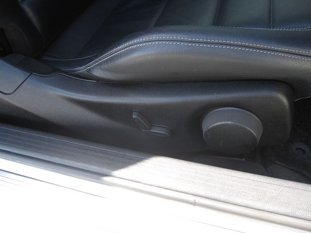 Mercedes Benz C-CLASS 2013-04 23332-17