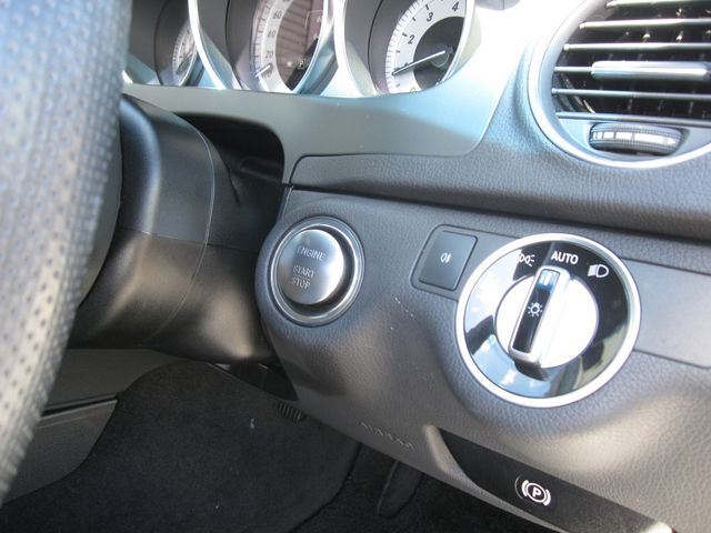 Mercedes Benz C-CLASS 2013-04 23332-13
