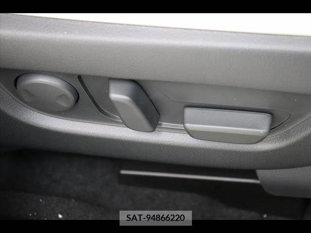 Mazda CX-60 2023-08 203243-11