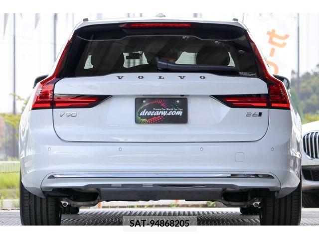 Volvo V90 2021-07 345367-4