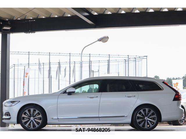 Volvo V90 2021-07 345367-6