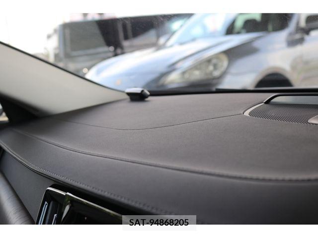 Volvo V90 2021-07 345367-24
