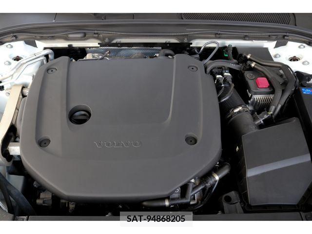 Volvo V90 2021-07 345367-29