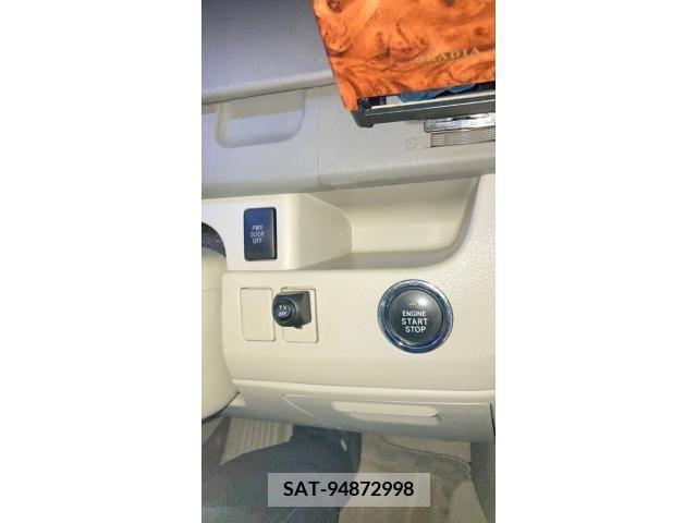 Toyota NOAH 2008-07 392844-15