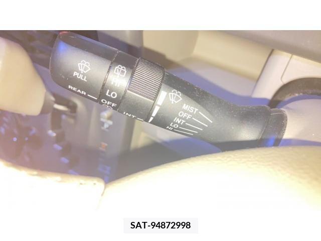 Toyota NOAH 2008-07 392844-13