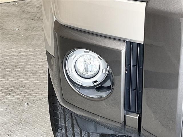 Mitsubishi DELICA D5 2018-07 23561-10