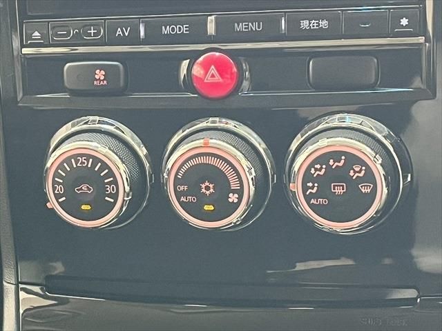 Mitsubishi DELICA D5 2018-07 23561-29
