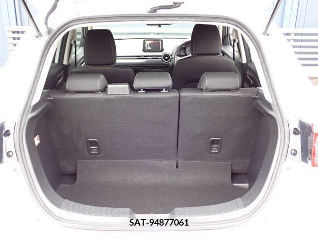 Mazda DEMIO 2018-05 216497-18