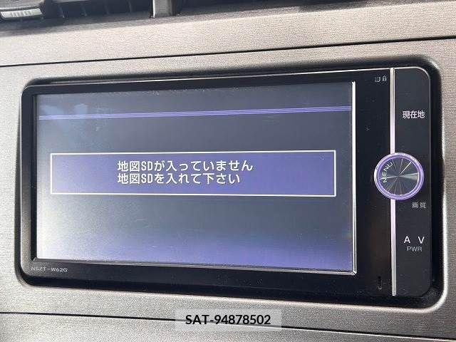 Toyota PRIUS 2013-10 336231-2