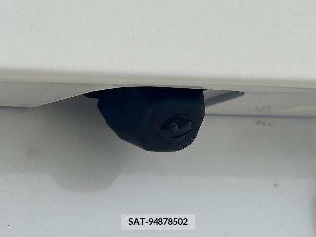 Toyota PRIUS 2013-10 336231-7