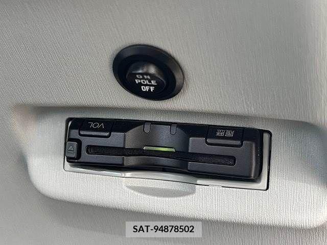 Toyota PRIUS 2013-10 336231-5