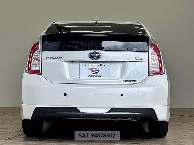 Toyota PRIUS 2013-10 336231-12