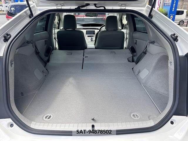 Toyota PRIUS 2013-10 336231-10